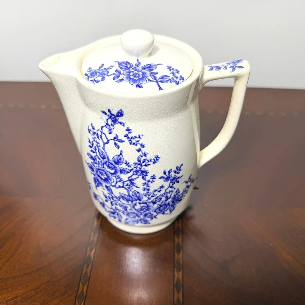 Vintage Blue White‎ Floral Ceramic Electric Teapot Cottagecore Farmhouse MCM
